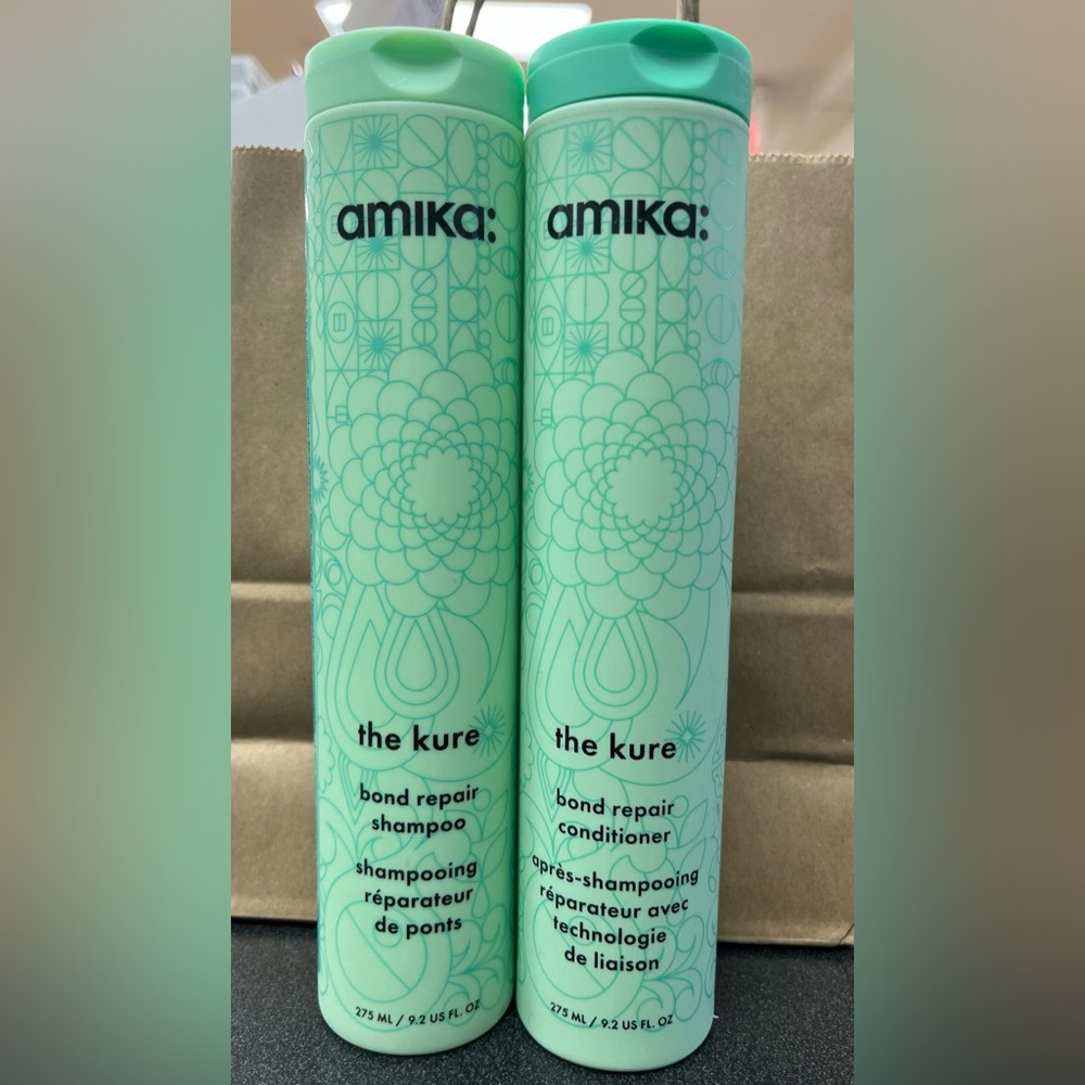 COPY - 💚💙🤍AMIKA THE KURE SHAMPOO AND CONDITIONER💚💙🤍